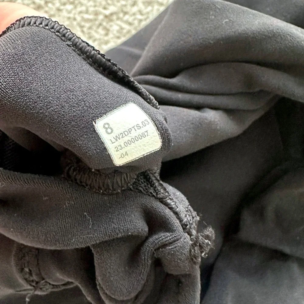 lululemon Align Asymmetrical Bra C/D Cup size 8 in Black